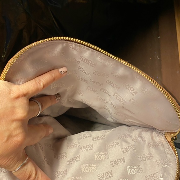 Handbag - Picture 3 of 3